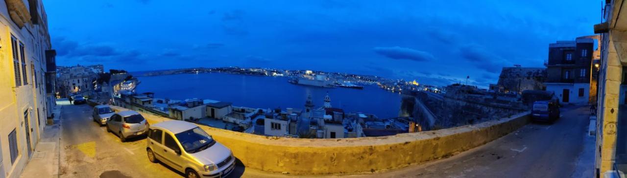 Oasis 22 Savynomad Harbour Residences Wow Views Valletta Exterior photo