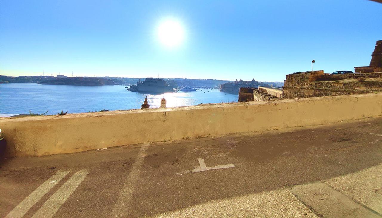 Oasis 22 Savynomad Harbour Residences Wow Views Valletta Exterior photo